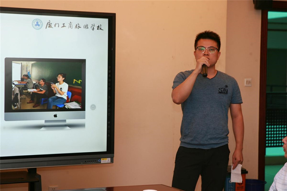 06-922acd16094a4b58918557fc1bd44522_副本.jpg