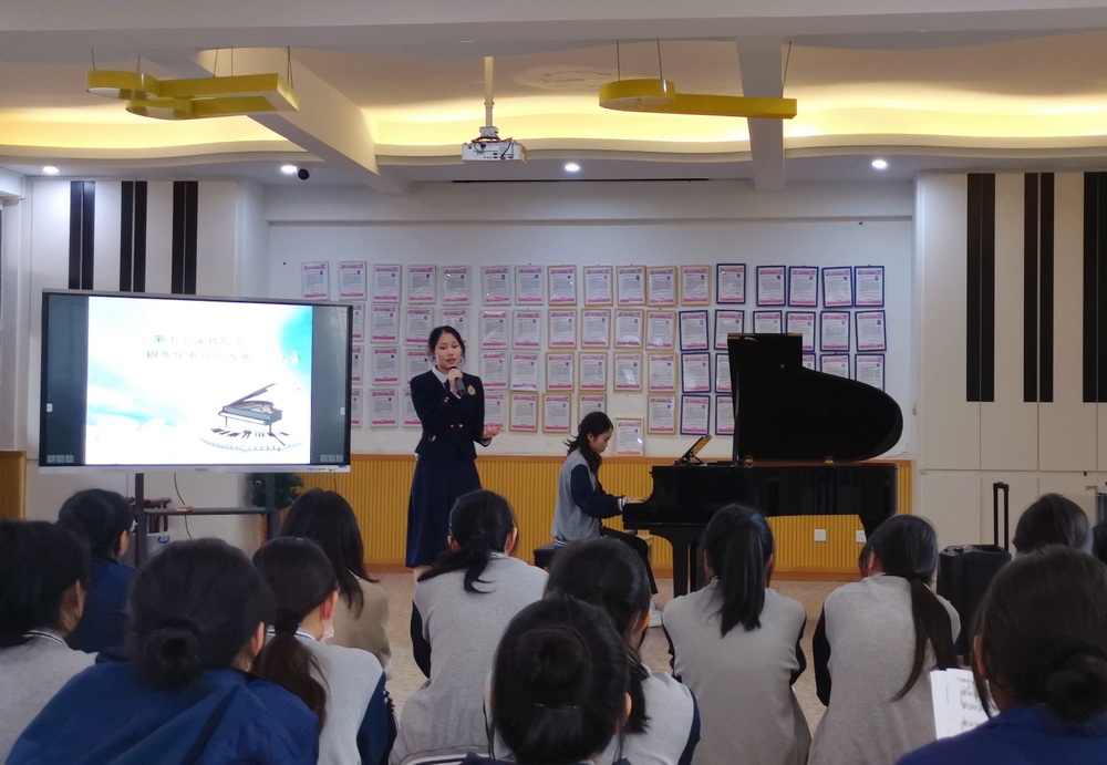 学生照片1.jpg