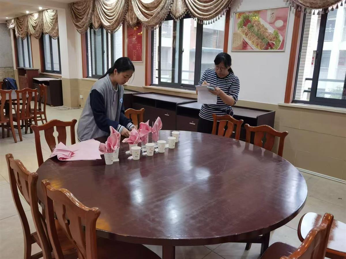 餐巾折花05.jpg